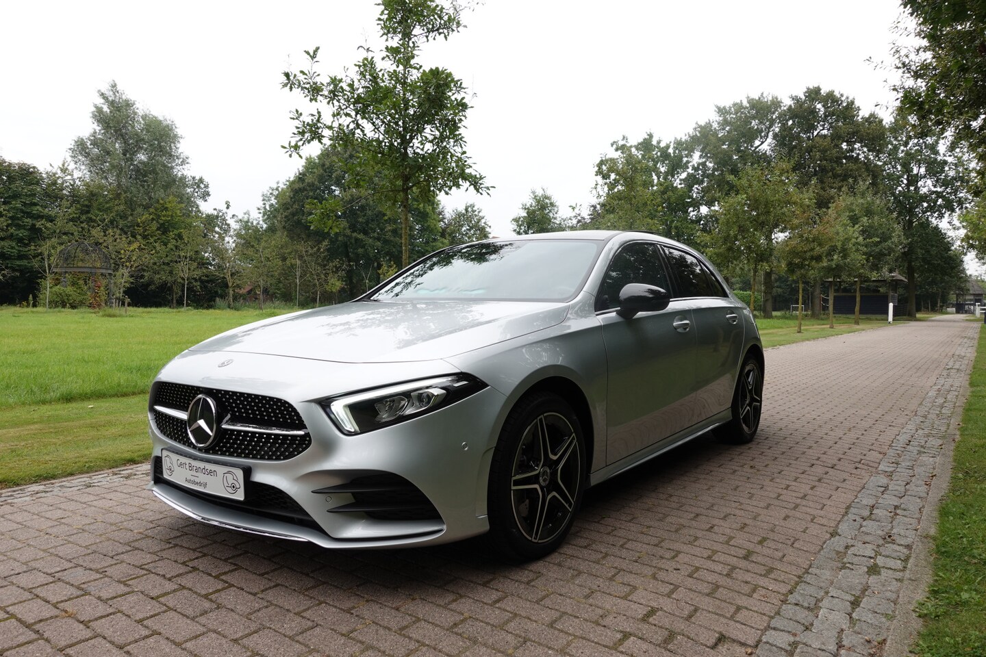 Mercedes-Benz A-klasse - 250 e Premium Plus AMG | Pano | 360 graden camera | Led | - AutoWereld.nl