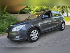 Hyundai i30 - 1.6i Dynamic Airco BJ 2008