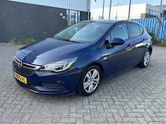 Opel Astra - 1.4 Turbo Business Executive 2019
