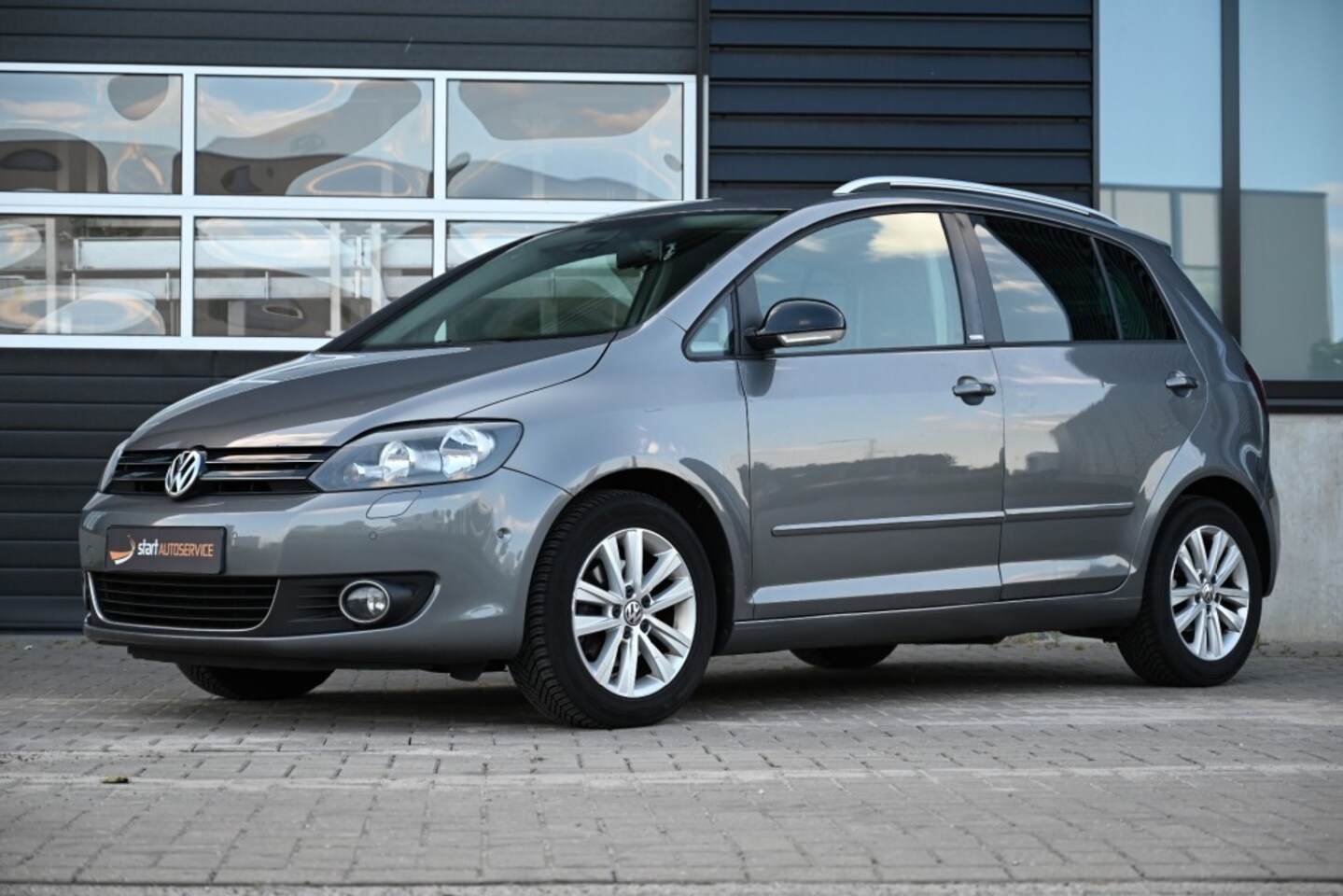 Volkswagen Golf Plus - 1.2 TSI DSG Highline Navi  Clima - AutoWereld.nl
