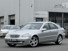 Mercedes-Benz C-klasse - 180 K. Elegance AUTOMAAT/AIRCO/CRUISE CONTROLE/MOOIE ORIGINELE MERCEDES