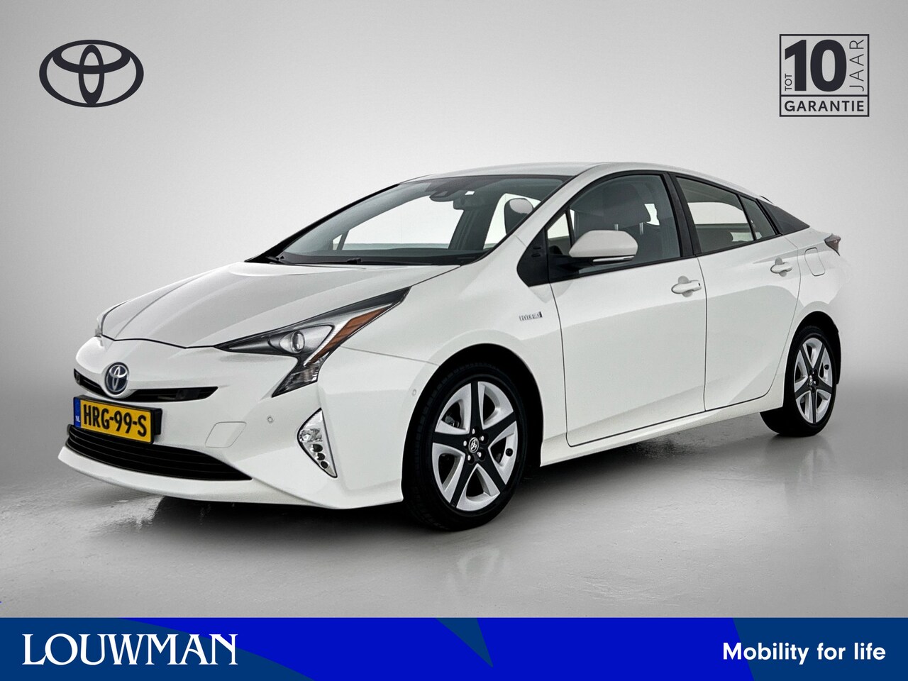 Toyota Prius - 1.8 Executive Limited | Navigatie | Camera | LM Velgen | - AutoWereld.nl
