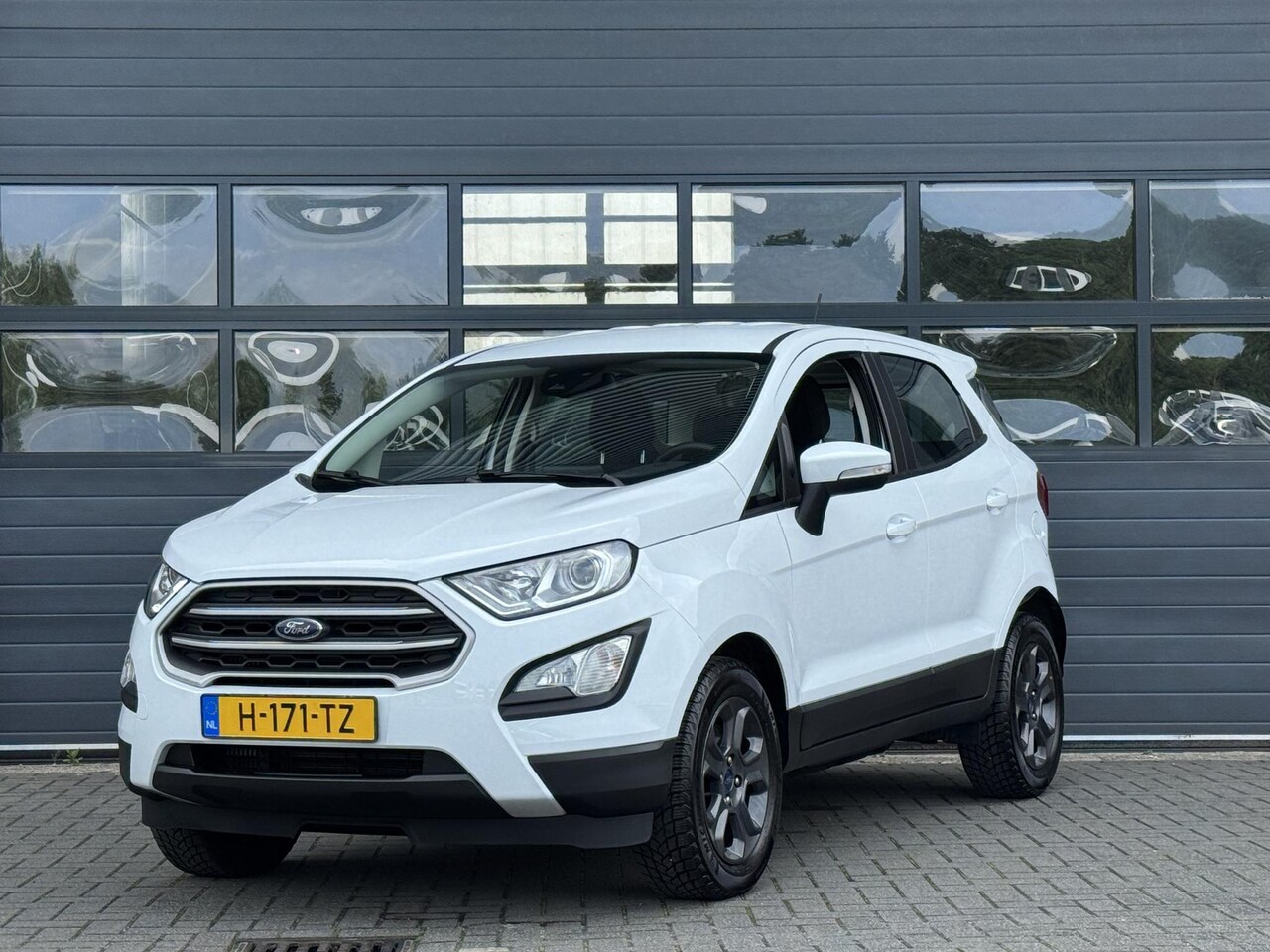 Ford EcoSport - 1.0 ECOBOOST CONNECTED I APPLE/ANDROID I HOGE INSTAP I AIRCONDITIONING I LICHT METALEN VEL - AutoWereld.nl