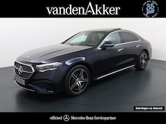 Mercedes-Benz E-klasse - 300e AMG // Burmester 4D // Panoramadak // Headup // Distronic // Leder // Memory // 360 C