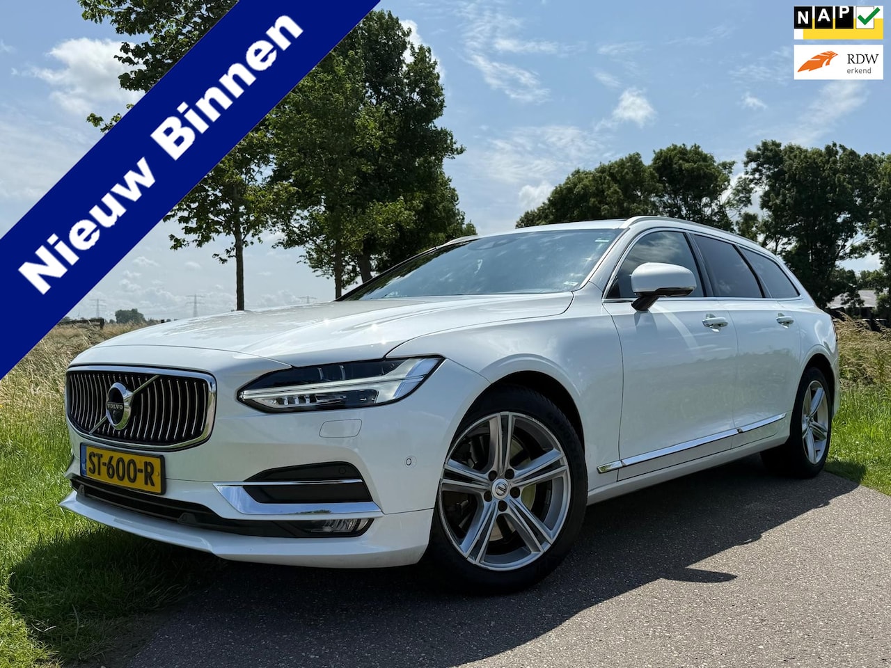 Volvo V90 - 2.0 T4 Inscription Automaat * Panoramadak * Leder * Camera * Stoelverwarming + -ventilatie - AutoWereld.nl