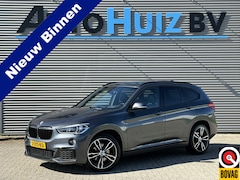 BMW X1 - sDrive20i High Executive M Sport Head-Up Display Lederen bekleding 19 Inch Achteruitrijcam