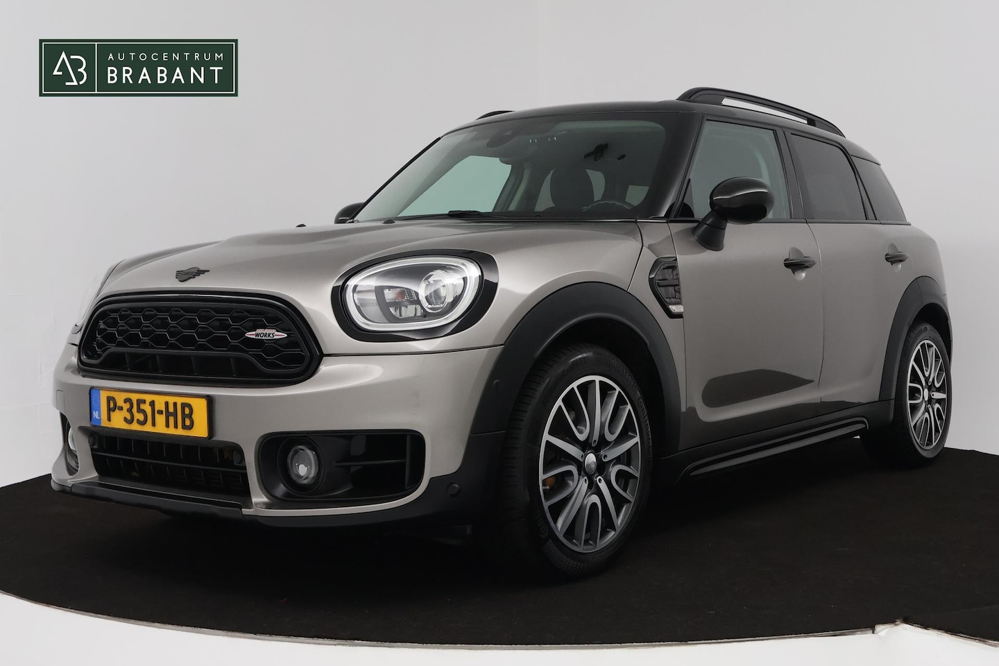 MINI Countryman - Mini 1.5 One Dutch Made Edition (PARKEERSENSOREN, STOELVERWARMING, BLUETOOTH, VERWARMDE VO - AutoWereld.nl