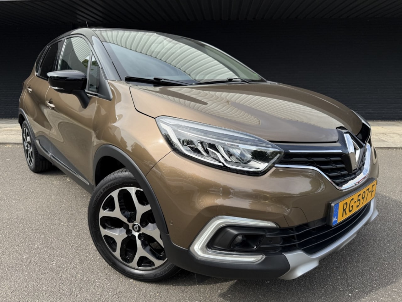 Renault Captur - 0.9 TCe Intens // 65.000km! // - AutoWereld.nl