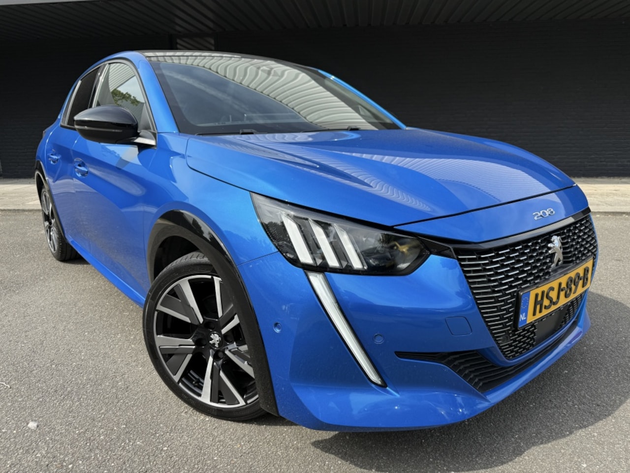 Peugeot 208 - 1.2 PureTech GT // Automaat // Panoramadak // - AutoWereld.nl
