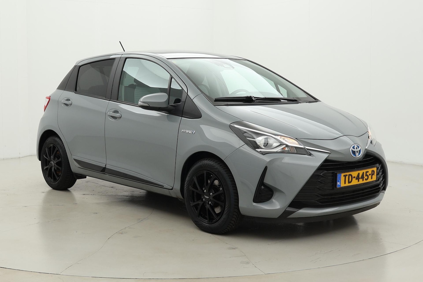 Toyota Yaris - 1.5 Hybrid Aspiration | Cruise | Clima | Camera | Bluetooth | 15 inch | Rijstrooksensor - AutoWereld.nl