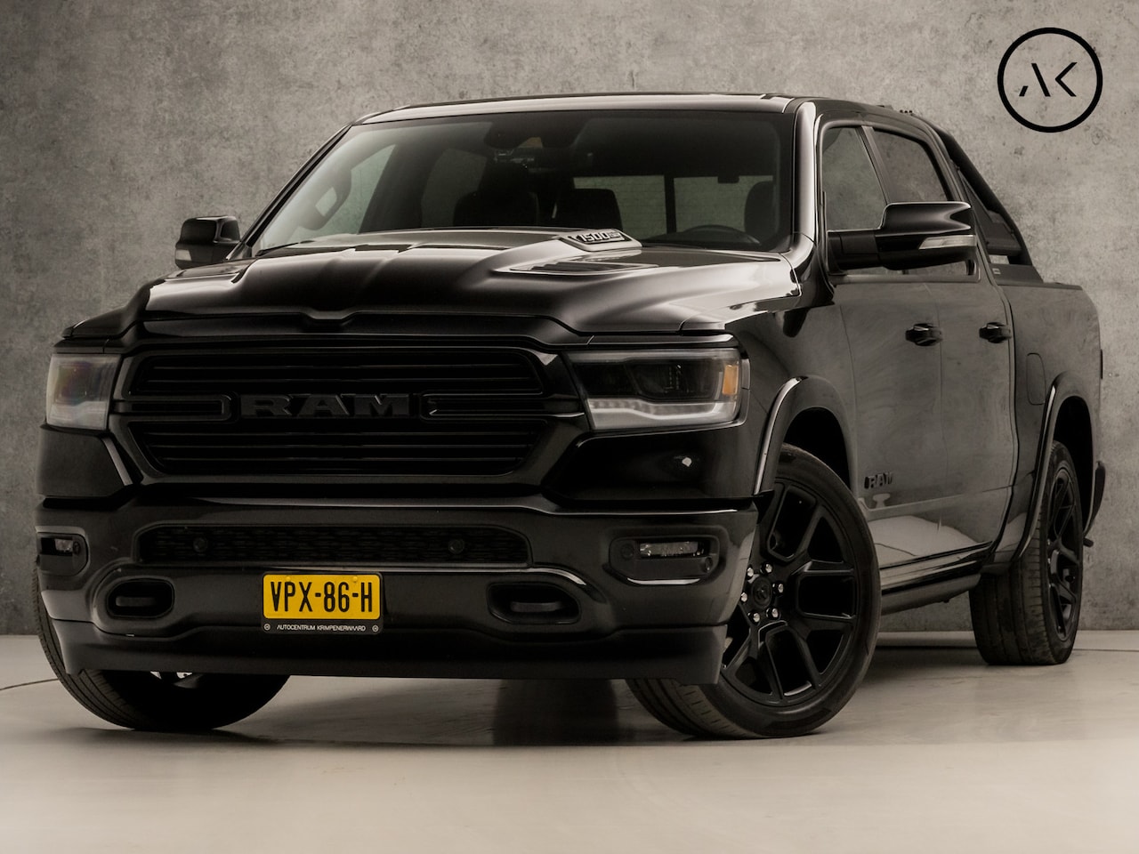Dodge Ram 1500 - 5.7 V8 4x4 Crew Cab Laramie 402Pk Automaat (PANORAMADAK, LUCHTVERING, GROOT NAVI, STOELKOE - AutoWereld.nl