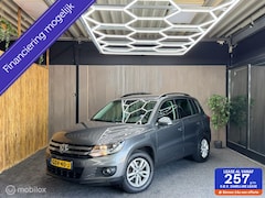 Volkswagen Tiguan - 1.4 TSI Sport&Style | PDC | Camera | Navi