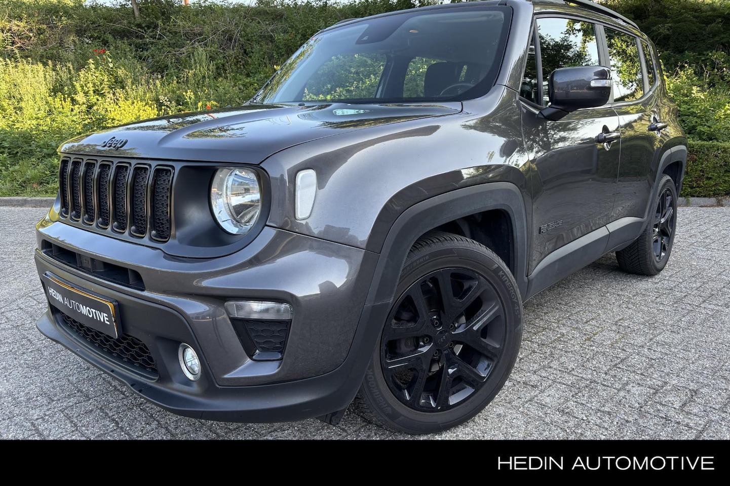 Jeep Renegade - 1.0T Limited | All Season banden | Navigatie | Climate Controle - AutoWereld.nl