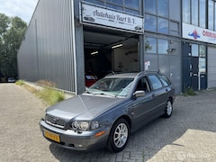 Volvo V40 - 2.0 Europa Nordic Airco Nieuwe APK NAP Logisch
