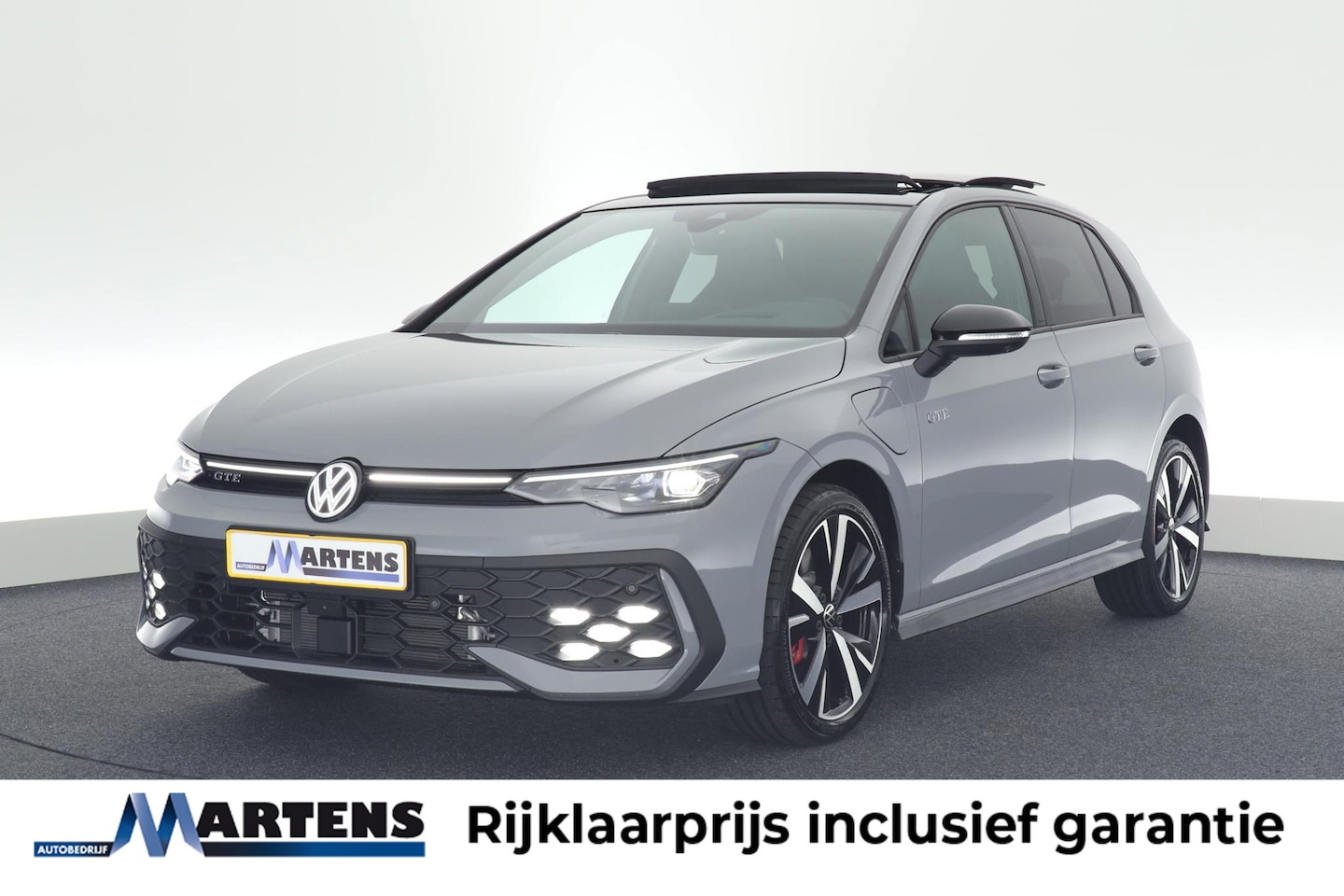 Volkswagen Golf - 1.5 272pk eHybrid GTE Trekhaak 360Camera Head-Up Panoramadak Keyless Navigatie - AutoWereld.nl