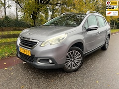 Peugeot 2008 - 1.2 PureTech Active Panoramadak Trekhaak