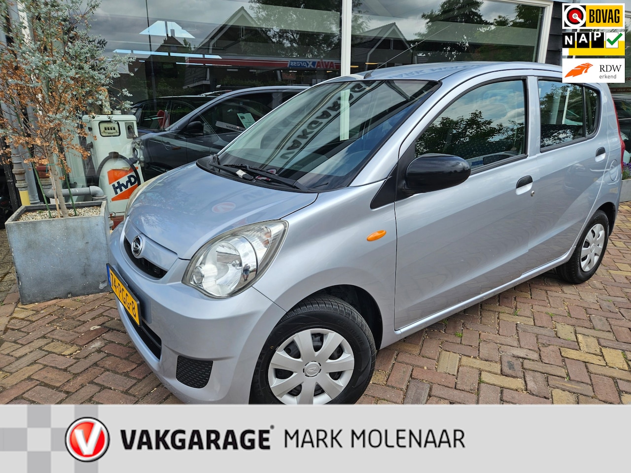 Daihatsu Cuore - 1.0 Clever 1.0 Clever,lage km,goedkoop rijden,1e eigenaar - AutoWereld.nl