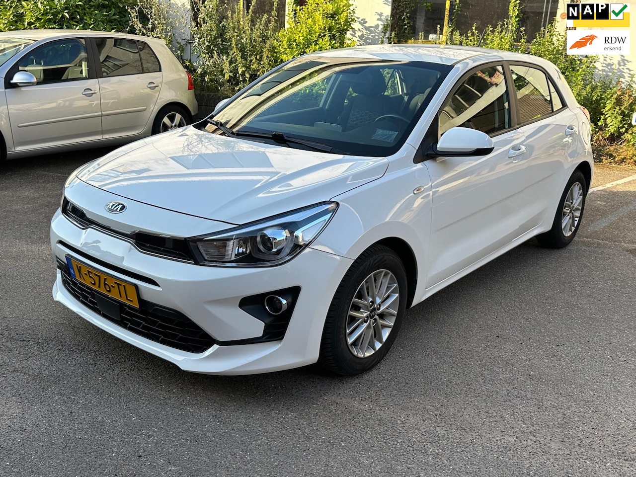 Kia Rio - 1.0 T-GDi MHEV DynamicLine/ Camera/ Airco/ PDC - AutoWereld.nl