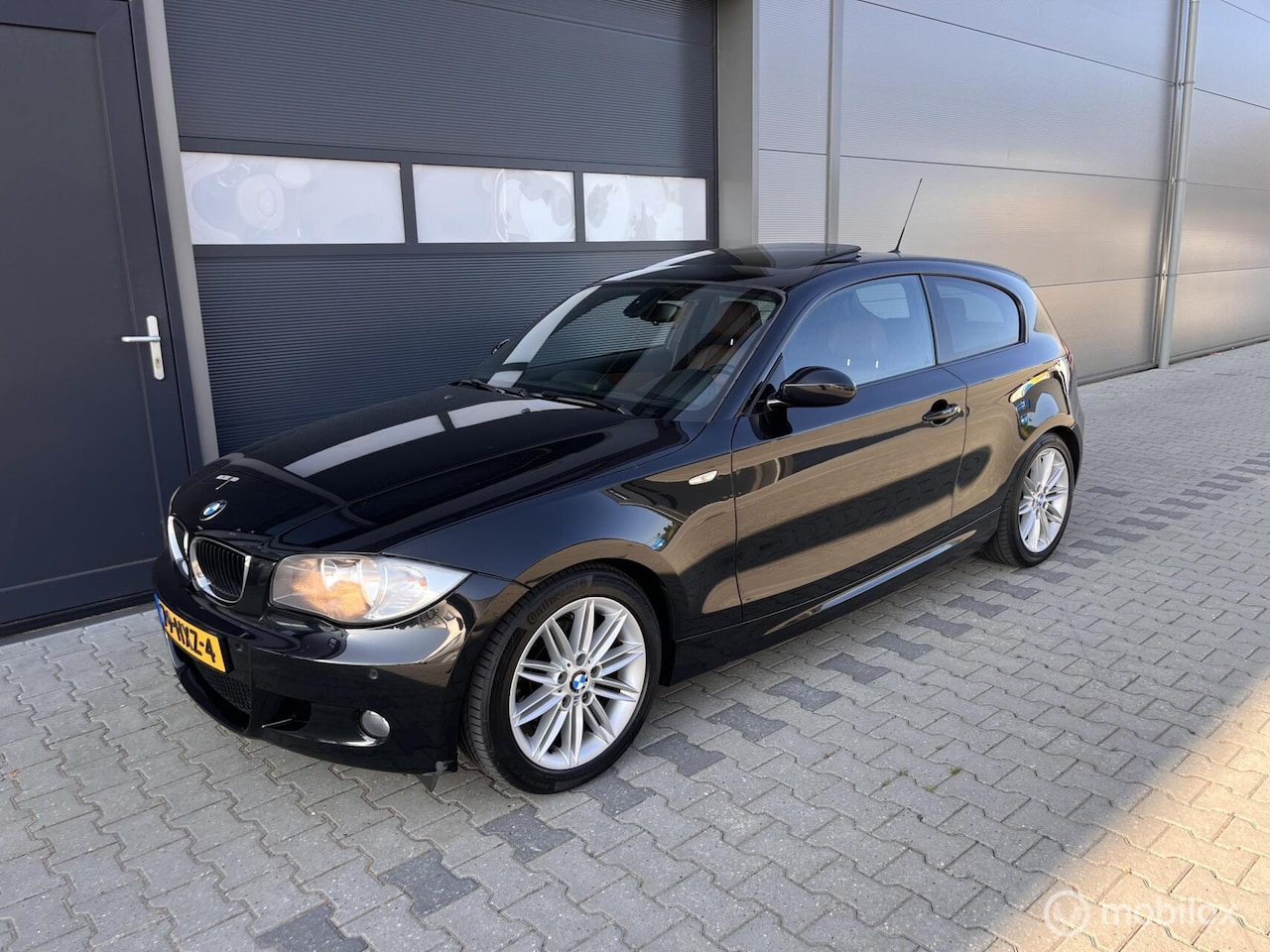 BMW 1-serie - 118i High Executive M-Sport | Automaat | AC | CC - AutoWereld.nl