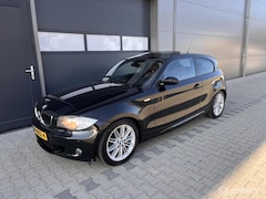 BMW 1-serie - 118i High Executive M-Sport | Automaat | AC | CC