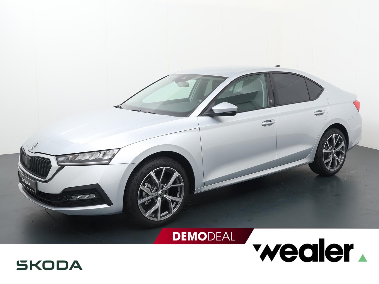 Skoda Octavia - Edition 1.0 TSI 110pk DSG Automaat | Navigatie | Apple Carplay/Android Auto | lichtmetalen - AutoWereld.nl