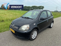 Toyota Yaris - 1.3-16V VVT-i Luna