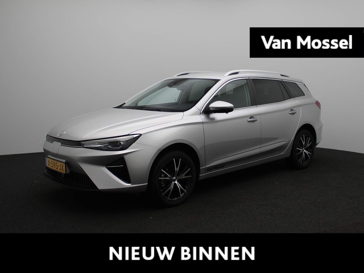MG MG5 Electric - Long Range Luxury 61 kWh MG 5 Long Range Luxury 61 kWh  360 camera | Leatherette bekleding - AutoWereld.nl