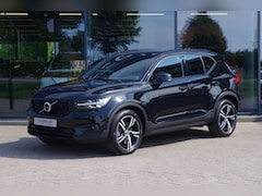 Volvo XC40 - 1.5 T4 211 PK Recharge R-Design Expression PHEV, Trekhaak, Carplay, LED