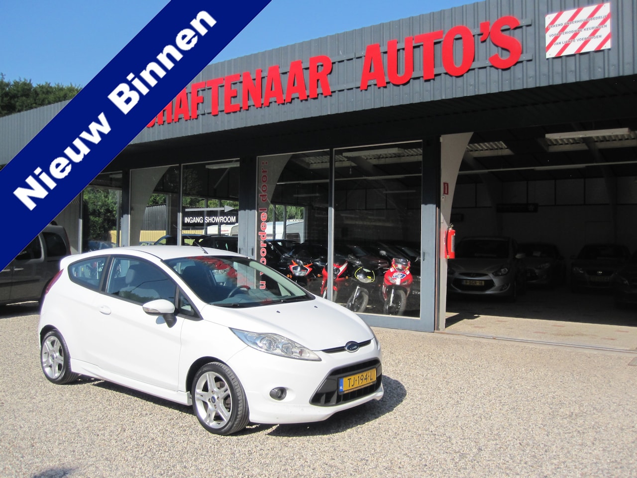 Ford Fiesta - 1.4 Trend zeer mooi en sportief wordt afgeleverd met nieuwe apk - AutoWereld.nl