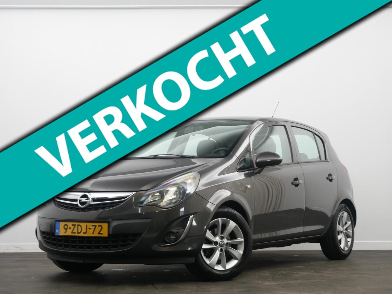 Opel Corsa - 1.2-16V Berlin 5-Drs/Airco/Cruise/Trekhaak/Isofix - AutoWereld.nl