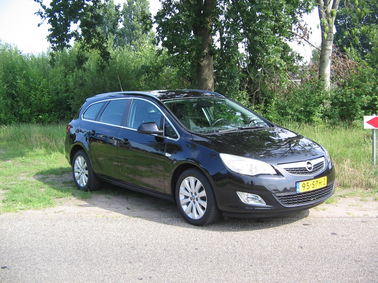Opel Astra Sports Tourer - 1.4 Turbo Cosmo Nieuwe APK Airco superkoud - AutoWereld.nl
