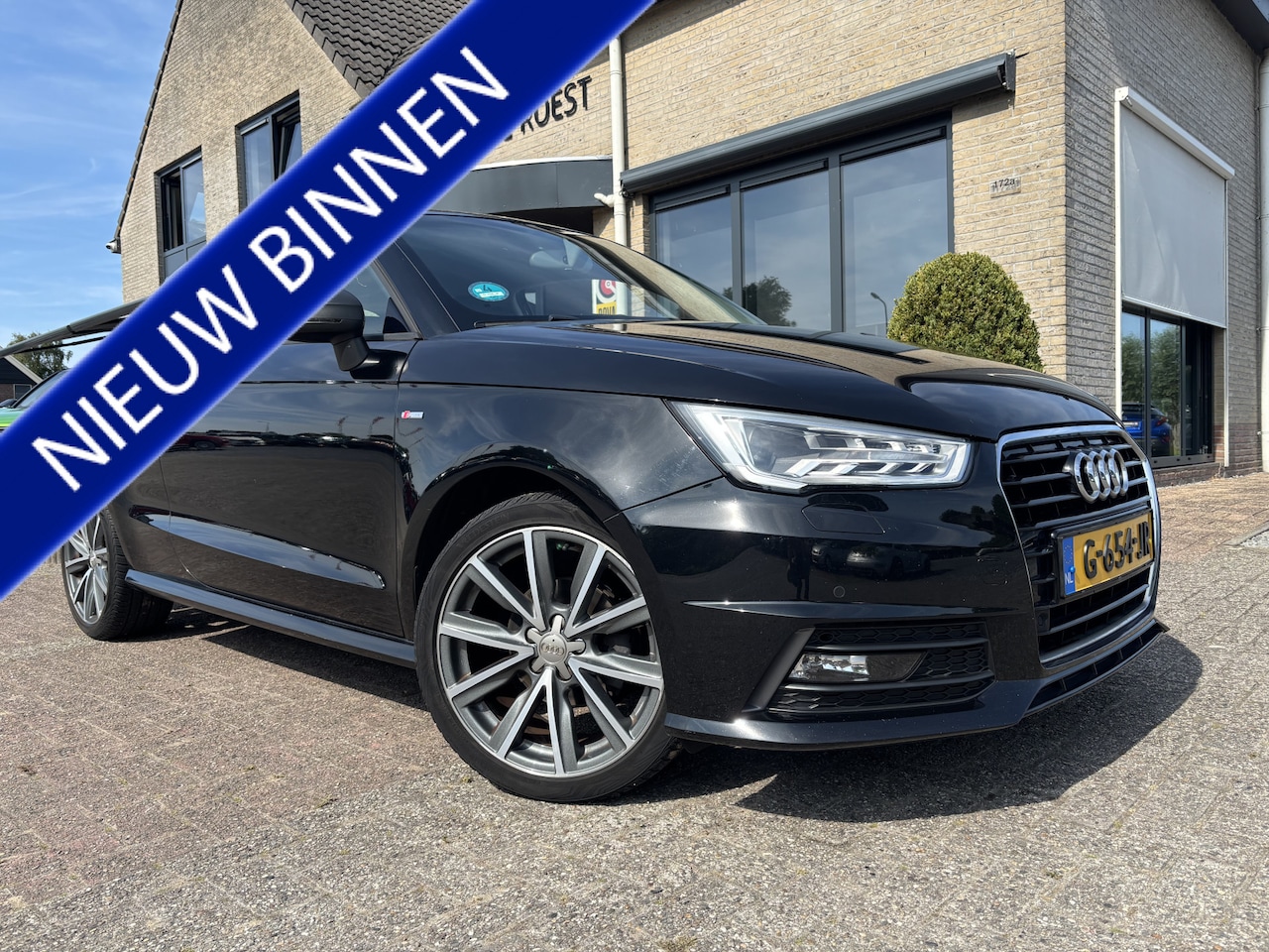 Audi A1 - 3DRS 1.0 TFSI S-Line Automaat Navigatie / Full LED / All-Seasons - AutoWereld.nl