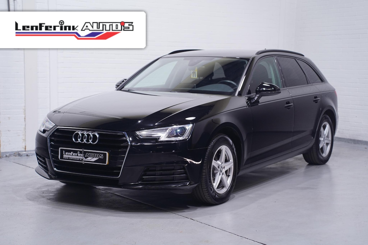Audi A4 Avant - 2.0 TDI Pro Line Navi Clima PDC Apple Carplay Xenon - AutoWereld.nl
