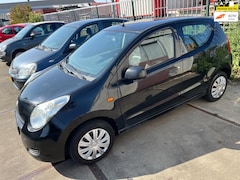 Suzuki Alto - GERESERVEERD