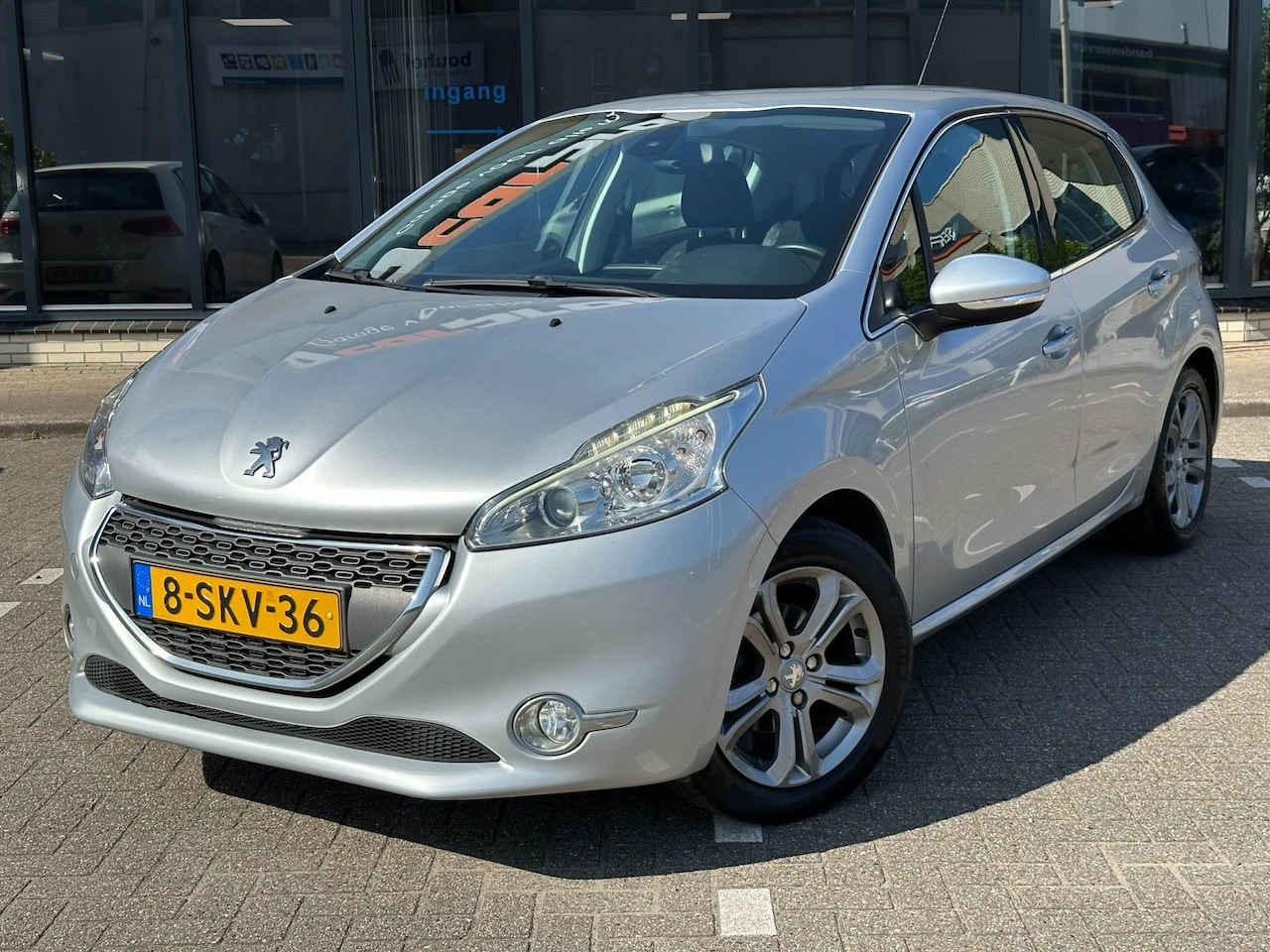 Peugeot 208 - 1.2 e-VTi Blue Lease - AutoWereld.nl