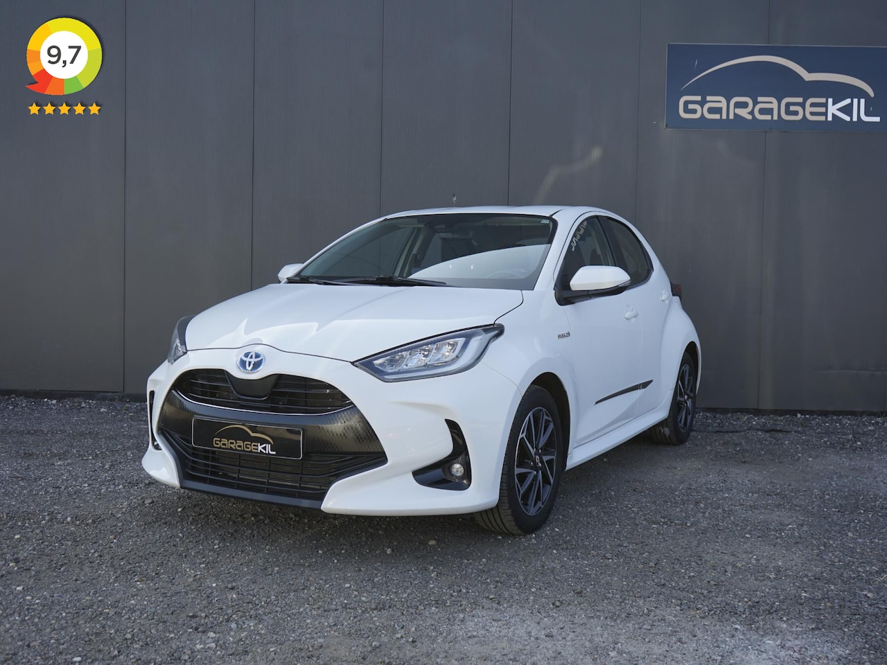 Toyota Yaris - 1.5 Hybrid Team D Dealeronderh. / LED verlichting / Achteruitrijcamera / DAB radio / Adapt - AutoWereld.nl