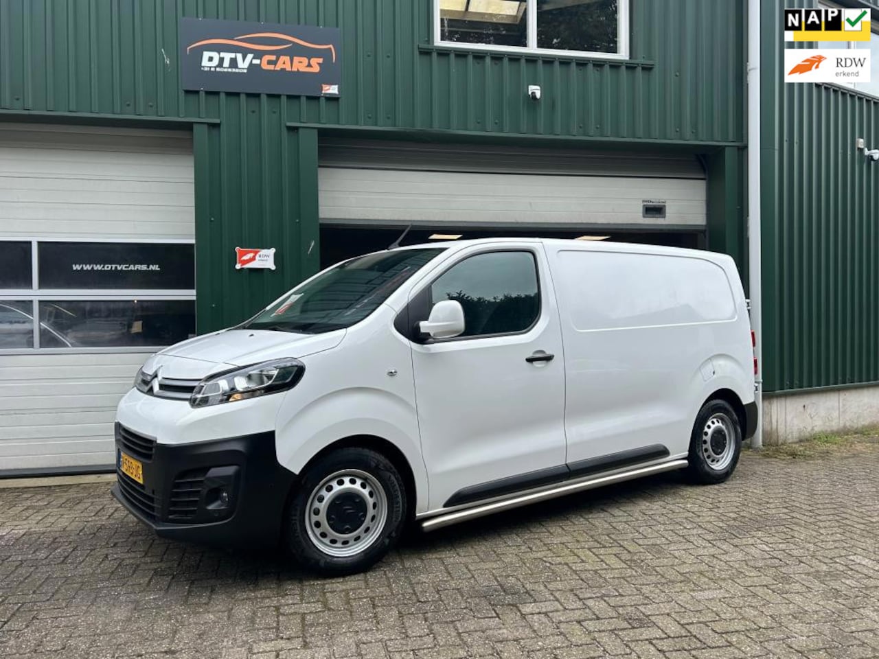 Citroën Jumpy - 1.6 BlueHDI 95 Club M Airco Cruise - AutoWereld.nl
