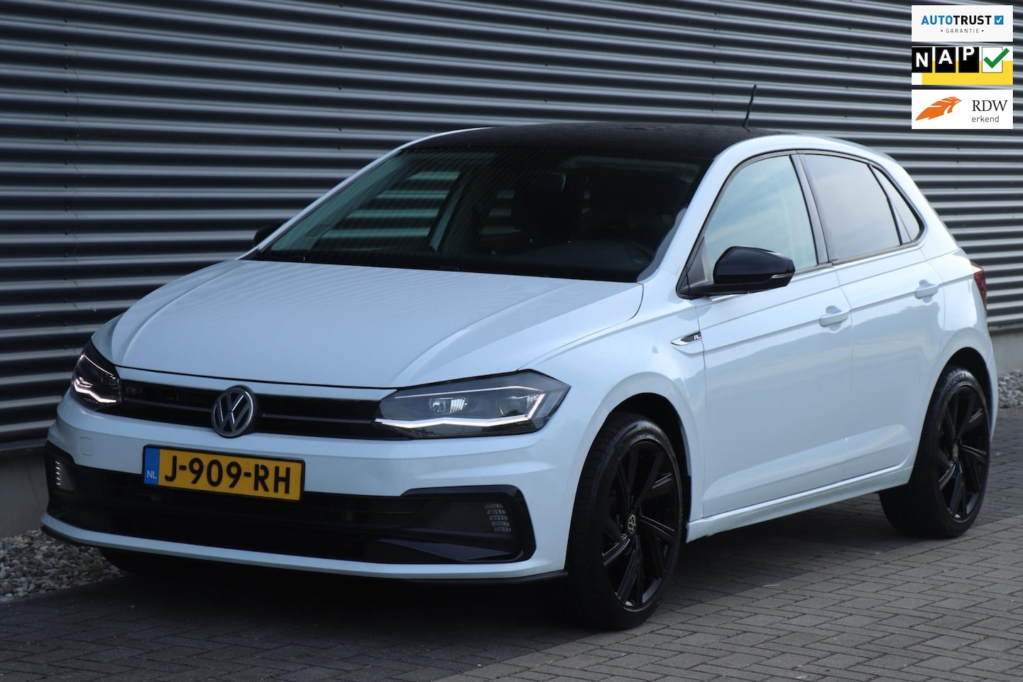 Volkswagen Polo - 1.0 TSI R-Line | Navi - DSG - AutoWereld.nl