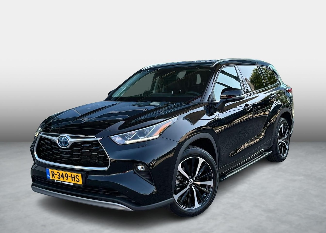 Toyota Highlander - 2.5 AWD Hybrid Premium (7-persoons, 2000kg trekgewicht) - AutoWereld.nl