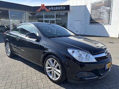 Opel Astra Cabriolet - 1.6 Cosmo Leder Bluetooth Climate Cruise Stoelverw pdc