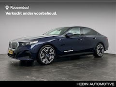 BMW i5 - Sedan eDrive40 84 kWh M-Sport | Trekhaak | Harman Kardon | Panoramadak | Stoelventilatie |