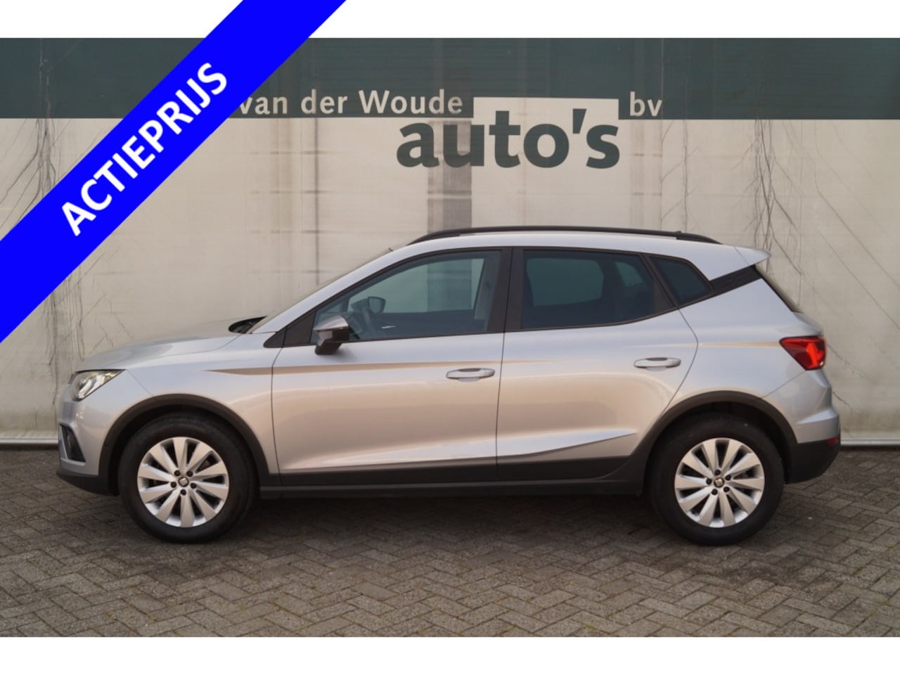 Seat Arona - 1.0 TSI Style Business Intense -ECC-NAVI-CAM-PDC- - AutoWereld.nl