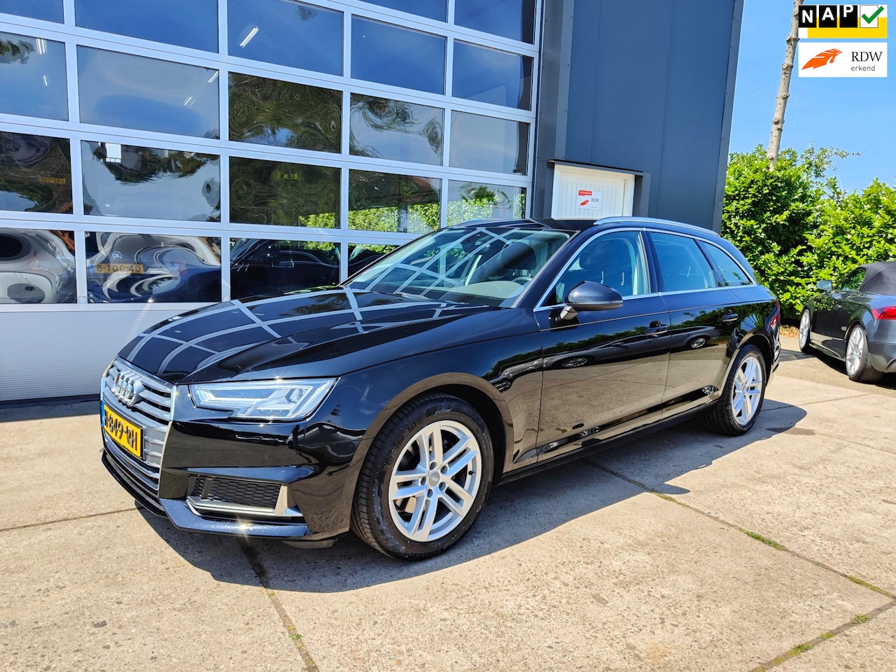 Audi A4 Avant - 35 TFSI Sport Lease Edition 35 TFSI Sport Lease Edition - AutoWereld.nl