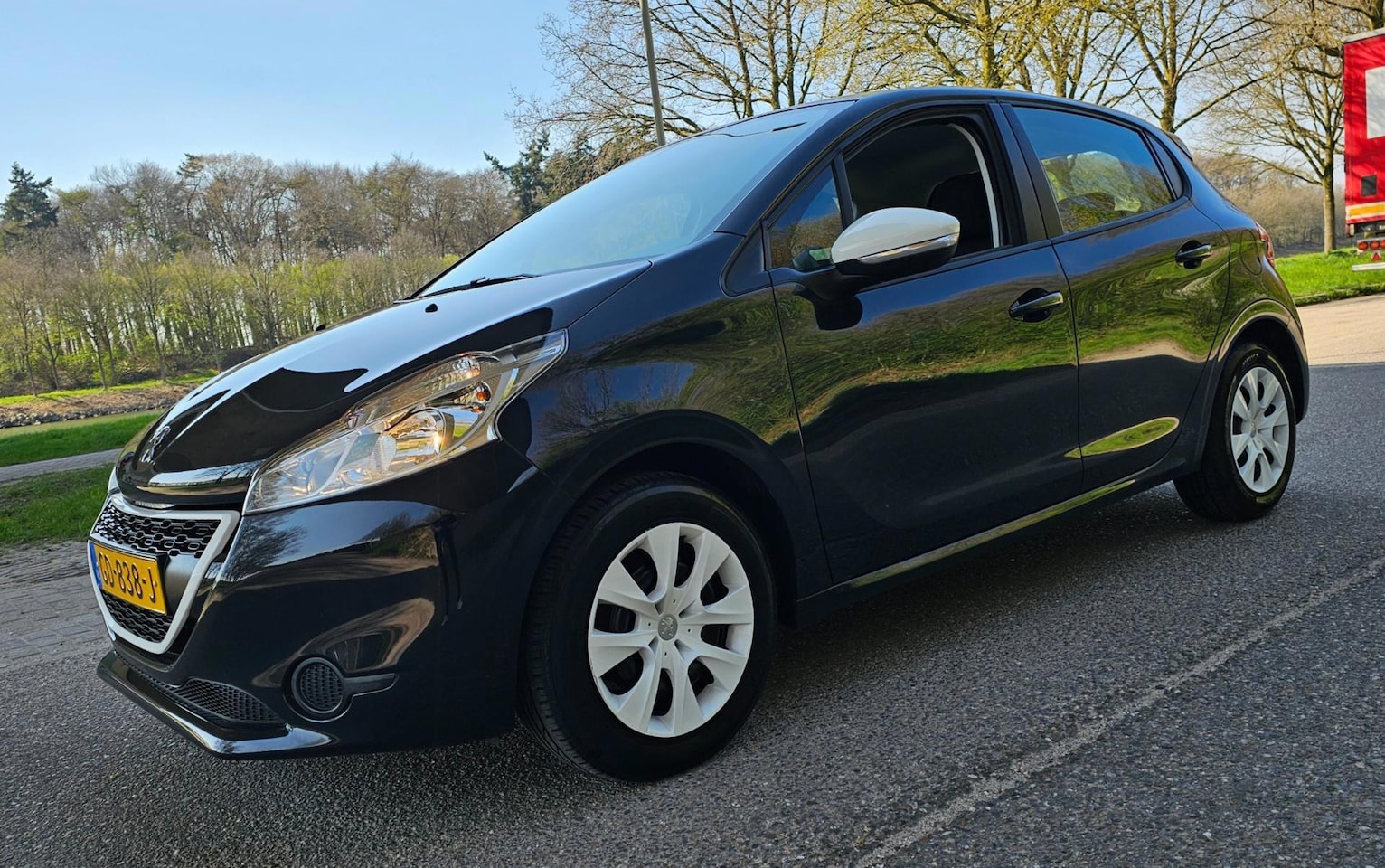 Peugeot 208 - 1.0 PureTech LIKE LEEST TEKST ! NL AUTO 2e Eigenaar - AutoWereld.nl