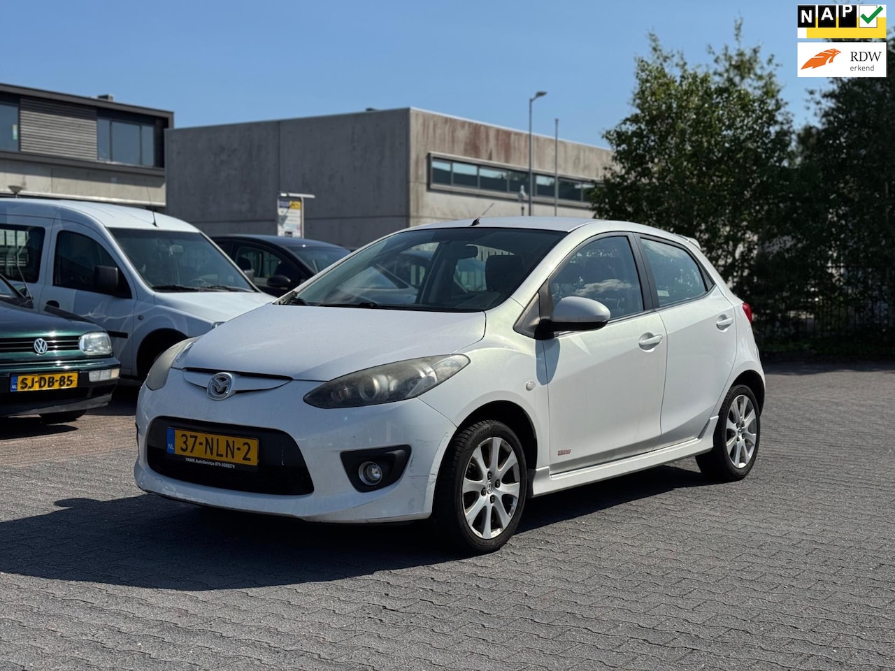 Mazda 2 - 1.3 GT-M Line | Airco | Parkeersensoren | Elektrische ramen | 16 inch - AutoWereld.nl