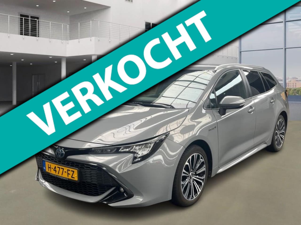 Toyota Corolla Touring Sports - 1.8 Hybrid Dynamic / NAP / Dealer onderhouden / Trekhaak / MCC / Gouda - AutoWereld.nl