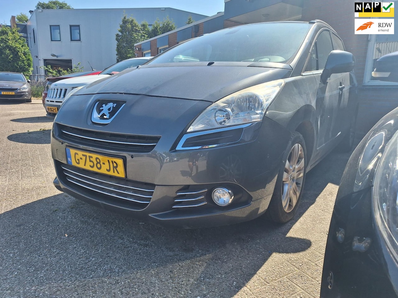 Peugeot 5008 - 1.6 THP Allure 5p. 1.6 THP Allure 5p. (motor is defect) - AutoWereld.nl