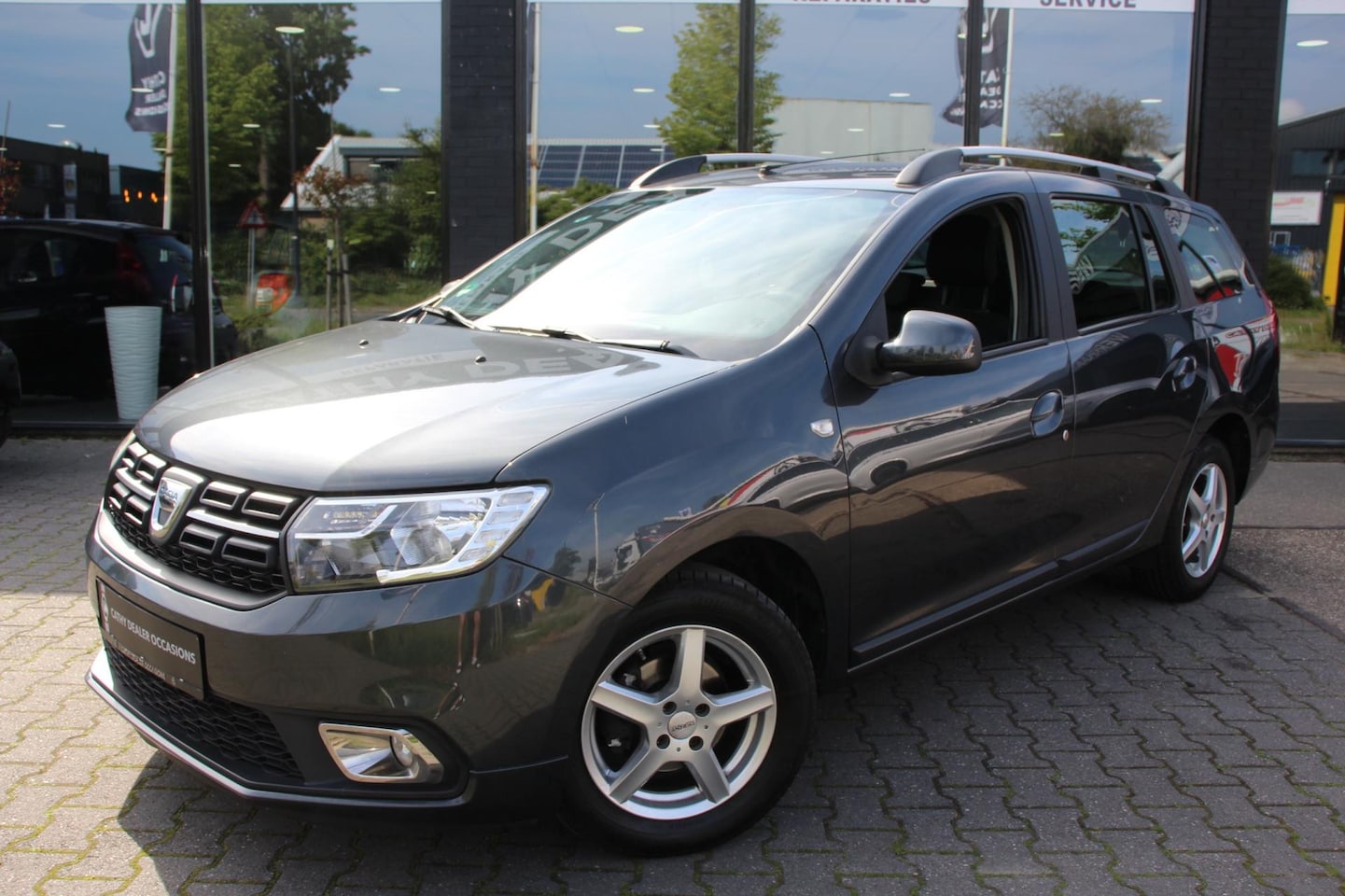 Dacia Logan MCV - 1.0 SCe Station Airco Dakrails Bluetooth LM-Velgen - AutoWereld.nl