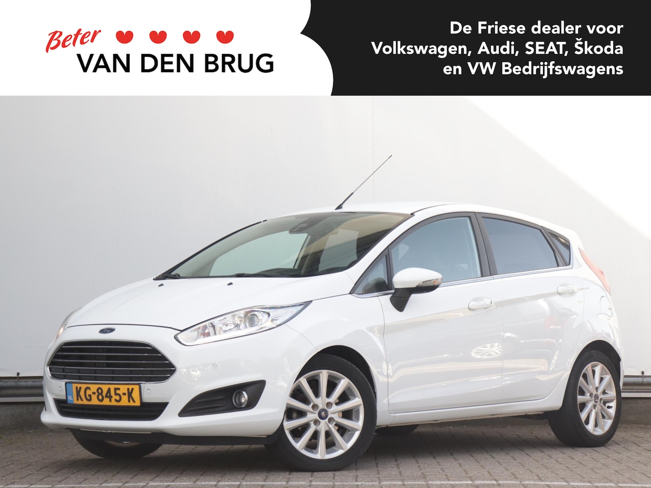 Ford Fiesta - 1.0 EcoBoost Titanium | LED | Multifunctioneel Stuurwiel | Sensoren V&A | - AutoWereld.nl