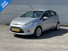 Ford Fiesta - 1.25 Titanium|stoelverwarming|VW voorruit|